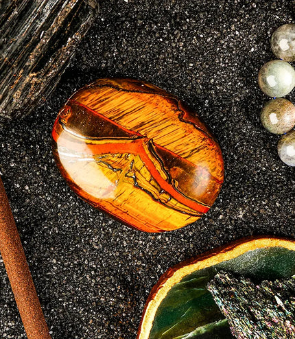 Tiger Eye Palm Stone